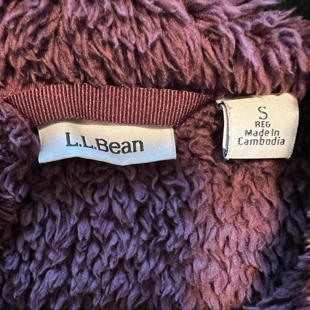 L.L. Bean Sweater - Picture 4 of 5
